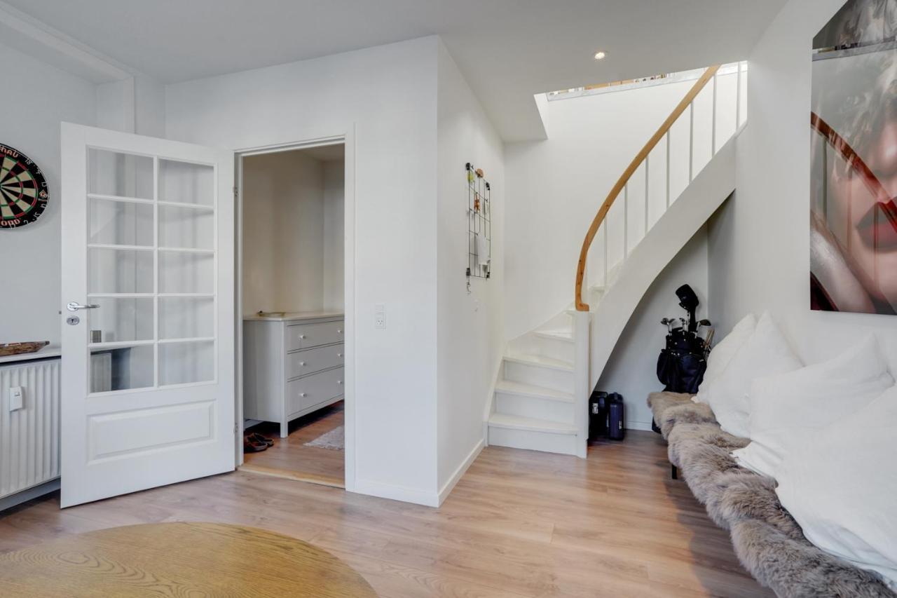Bath Tub Penthouse In The City Aalborg Extérieur photo