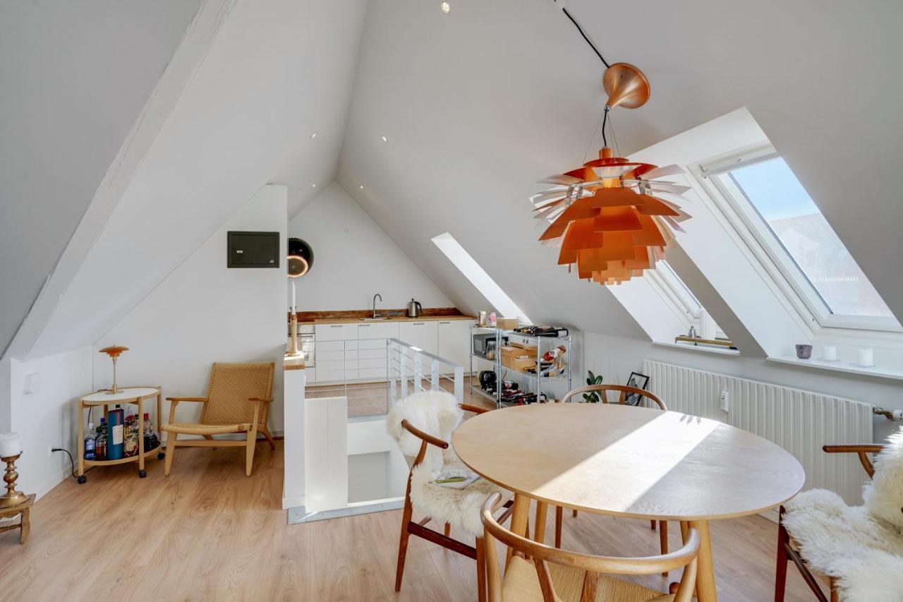 Bath Tub Penthouse In The City Aalborg Extérieur photo